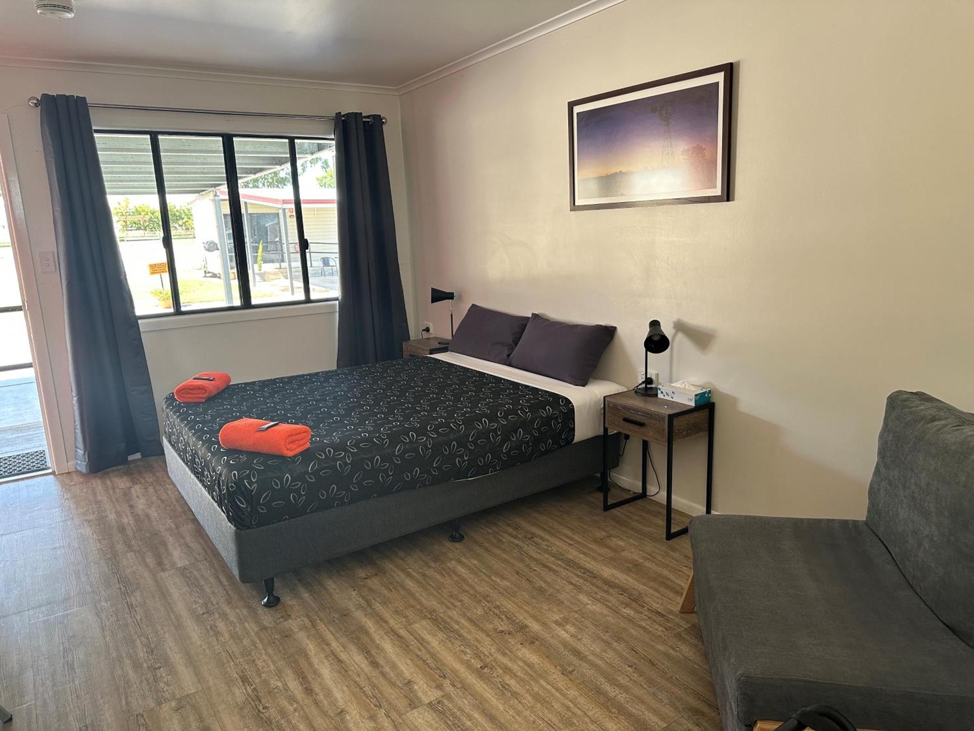 Winton Outback Motel ภายนอก รูปภาพ